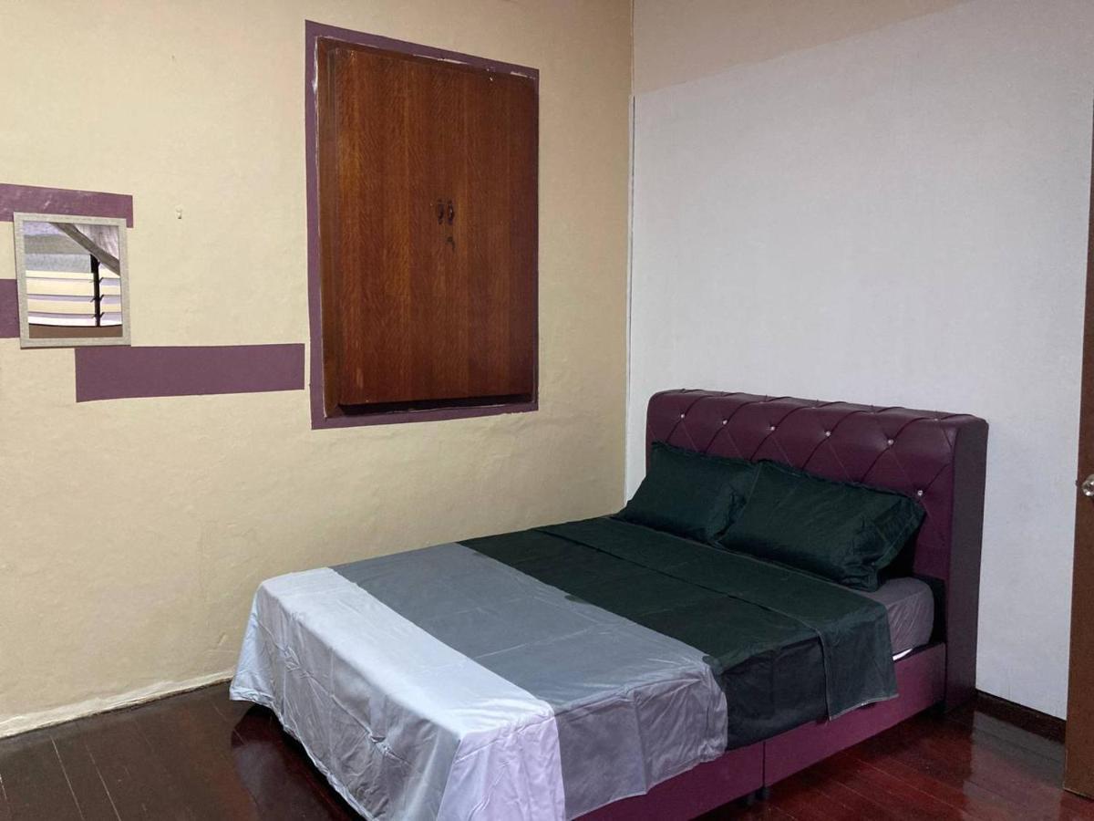 Stop @Melaka Guesthouse Экстерьер фото